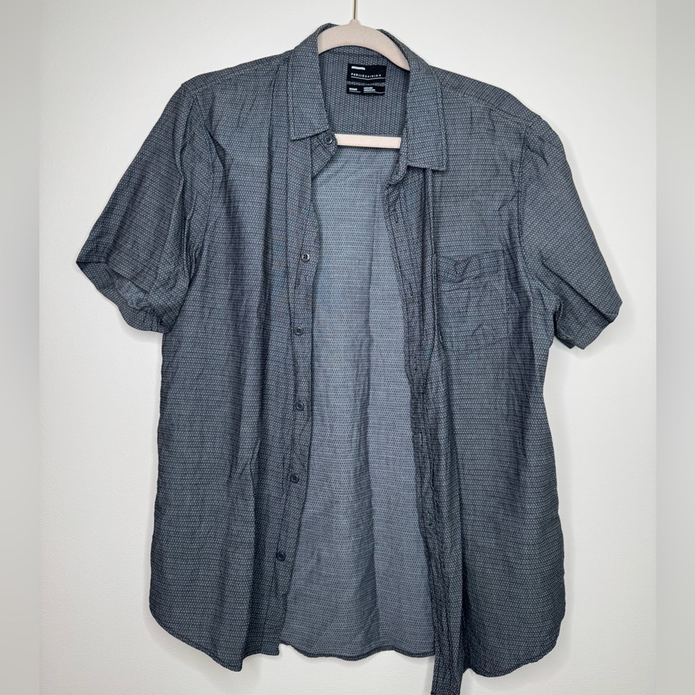 Men’s short sleeve button down shirt